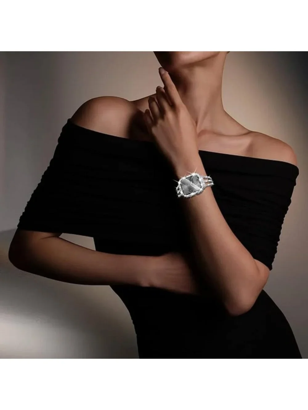 Stylish Metal Band for Apple Watch 42mm, Bling Rhinestone Bracelet & Waterproof